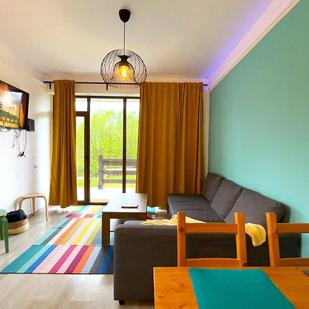 בוסטאני Cozy Riverfront Apartments With Garden And Mountain View מראה חיצוני תמונה