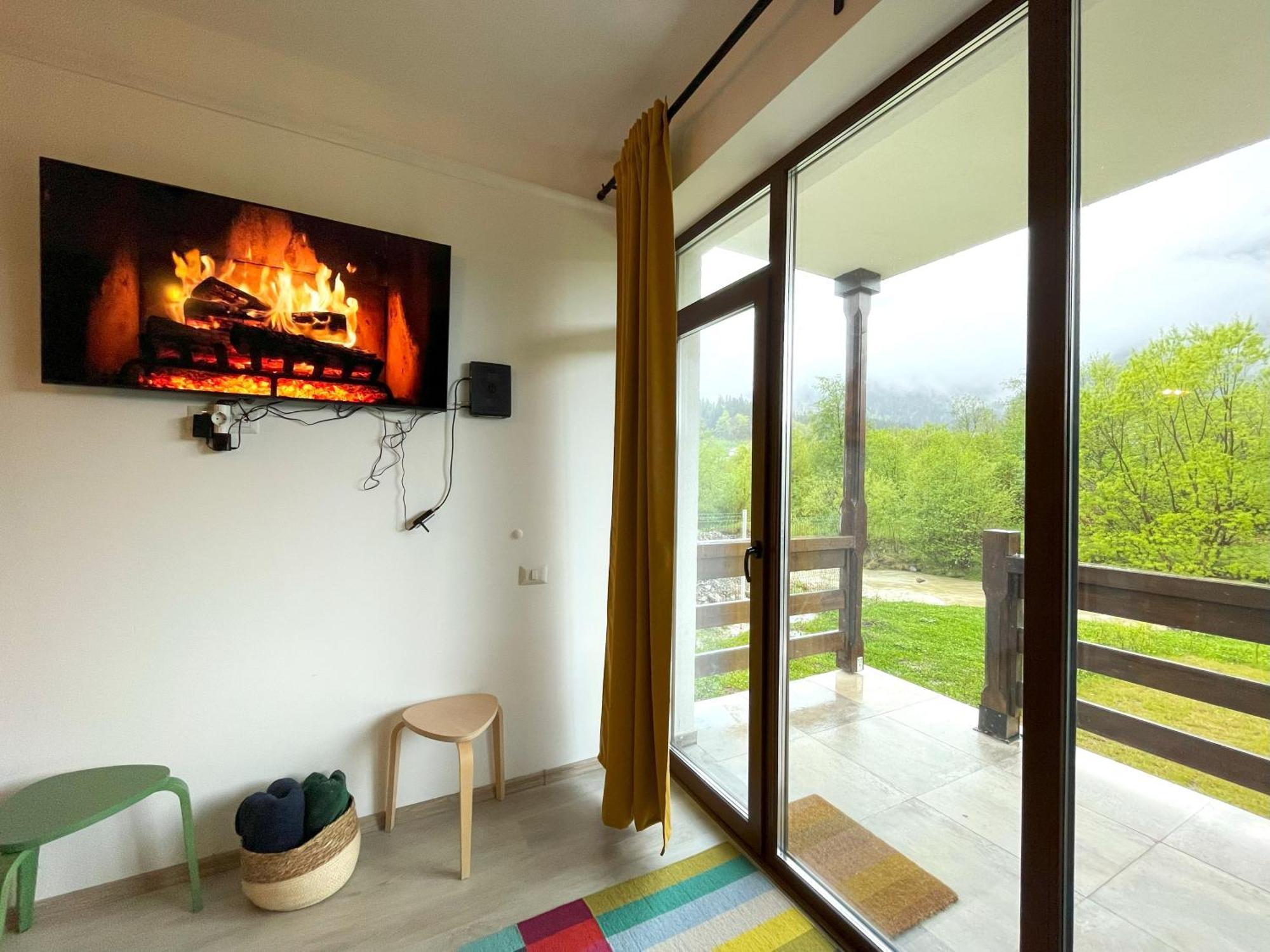 בוסטאני Cozy Riverfront Apartments With Garden And Mountain View מראה חיצוני תמונה